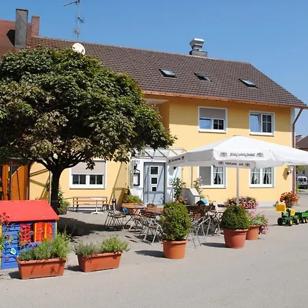 Landgasthof Adler 2*